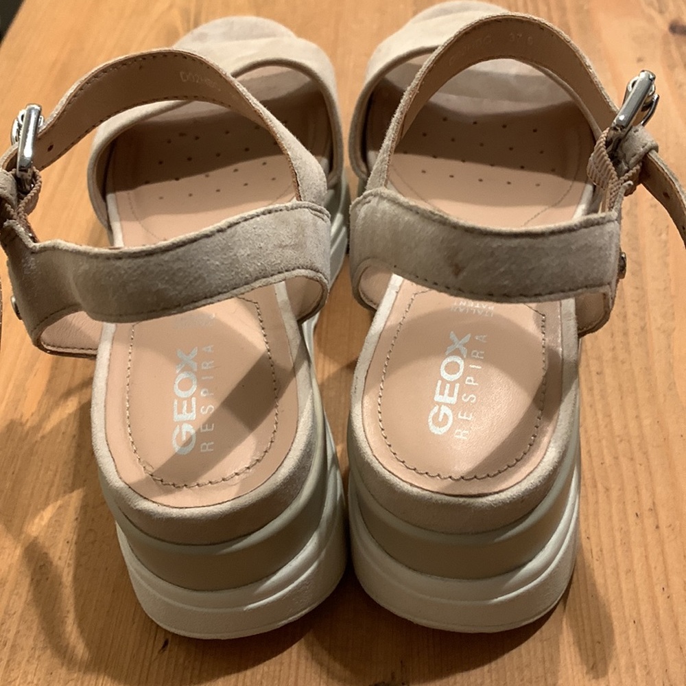 Comfortable Platform - image 3